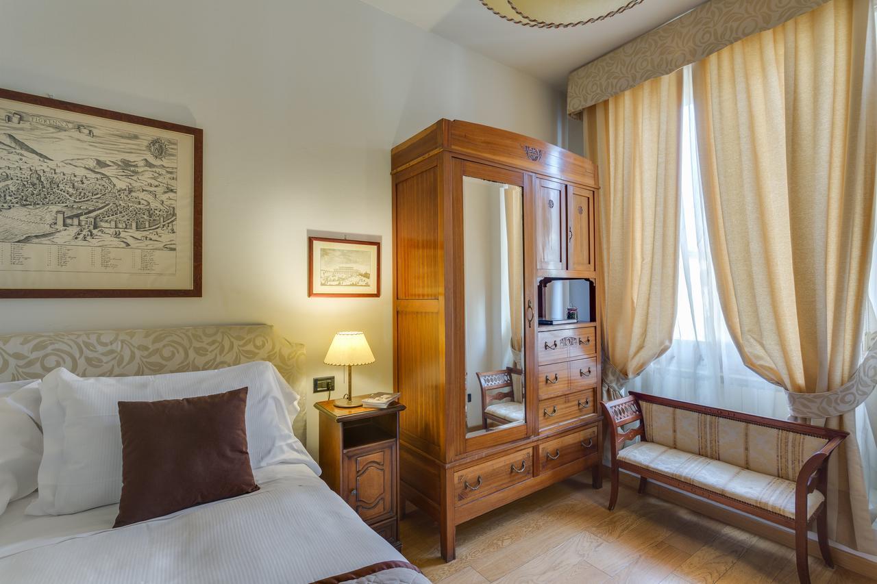 Locanda Dei Guelfi Bed & Breakfast Florence Exterior photo